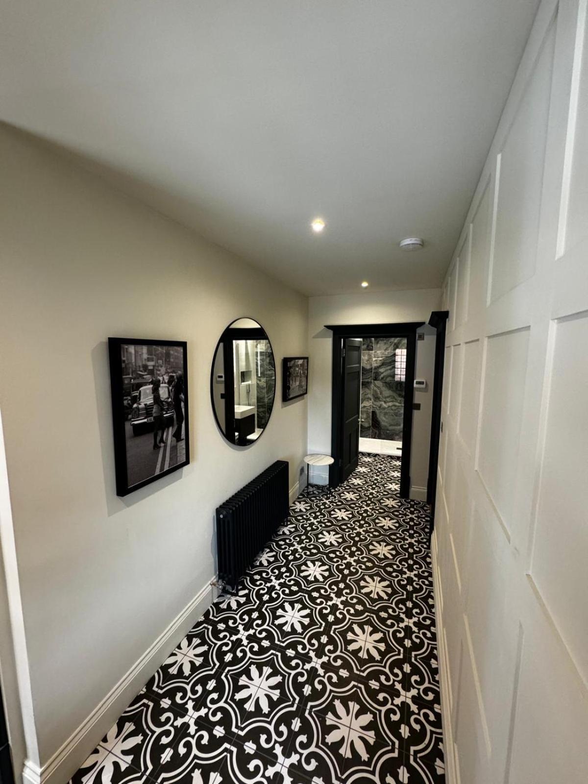 Macbeths Corner High End Luxury Apartment In Centre With Parking Stratford-upon-Avon Exteriör bild